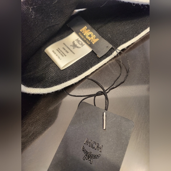 Authentic MCM headband - Picture 5 of 6